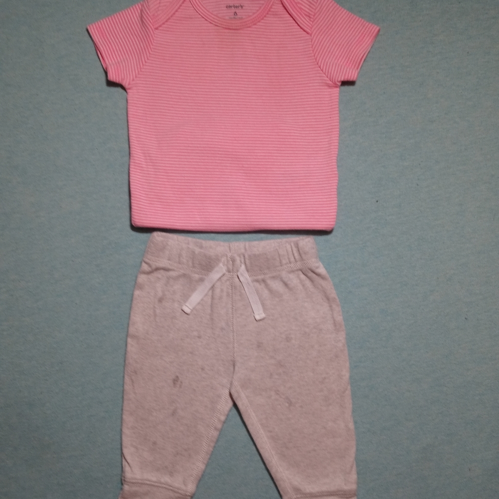 Carter's 2 piece baby girls clothes